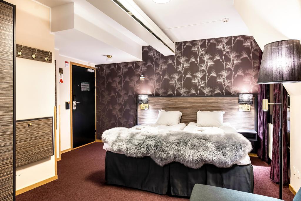 Home Hotel Slottsparken Linköping Kültér fotó